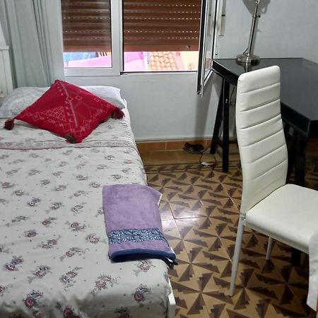 Las Golondrinas Habitacion En Piso Centrico Para Una O Dos Personas Сарагоса Екстер'єр фото