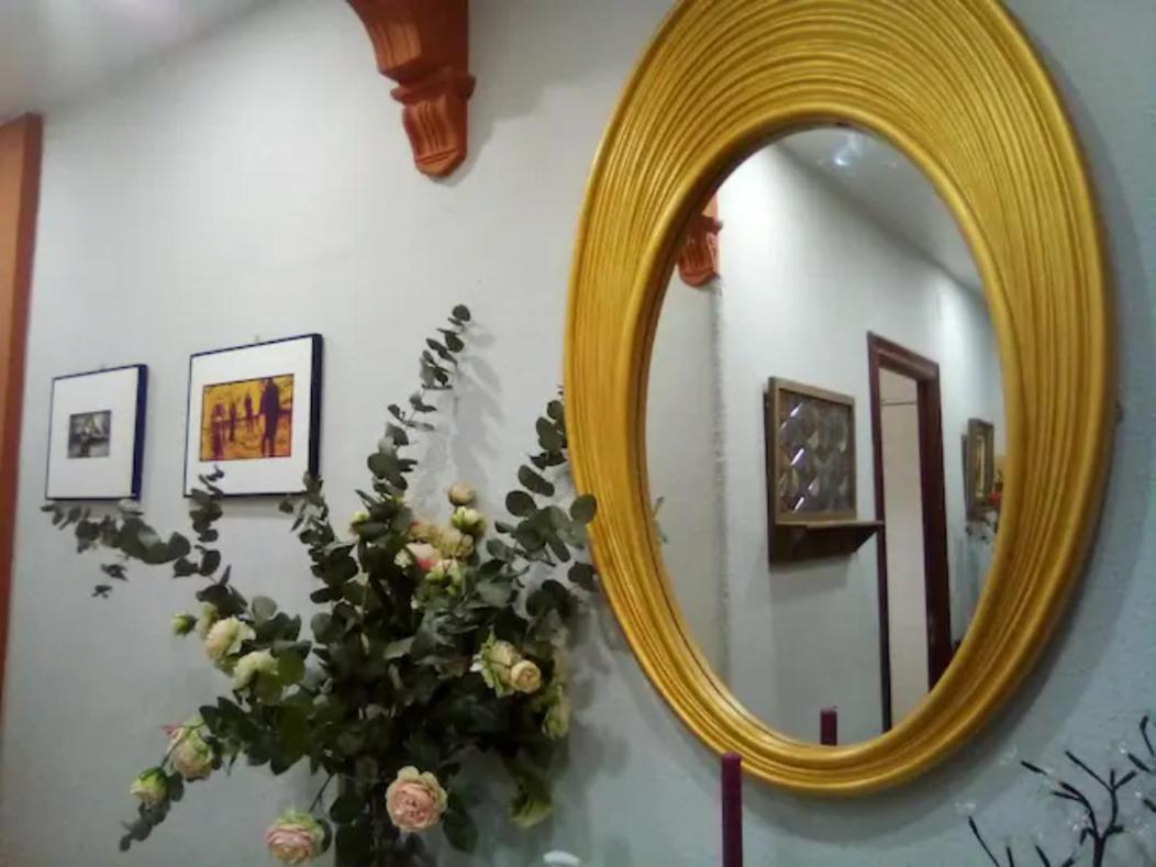 Las Golondrinas Habitacion En Piso Centrico Para Una O Dos Personas Сарагоса Екстер'єр фото