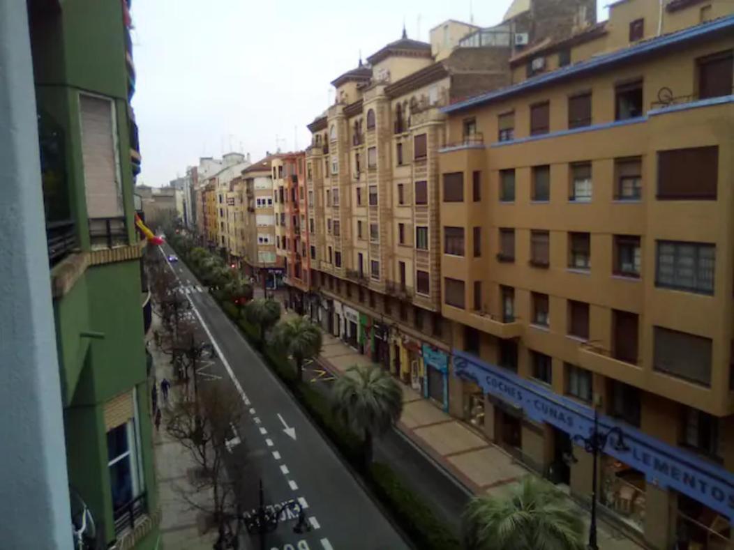 Las Golondrinas Habitacion En Piso Centrico Para Una O Dos Personas Сарагоса Екстер'єр фото